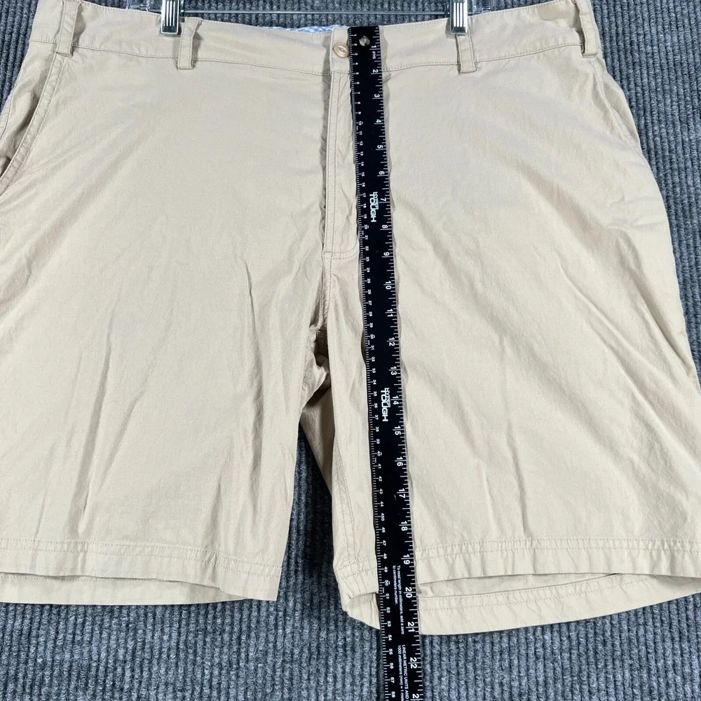 Tasc Performance Shorts Mens Size 42 Beige Chino Bamboo Blend‎ Casual Golf